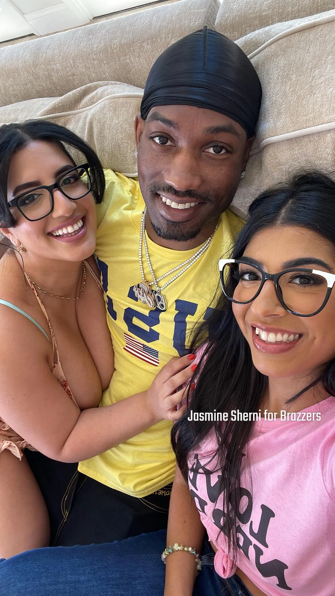 Sarah Arabic helped me take on Hollywood Cash’s HUGE COCK for Brazzers 