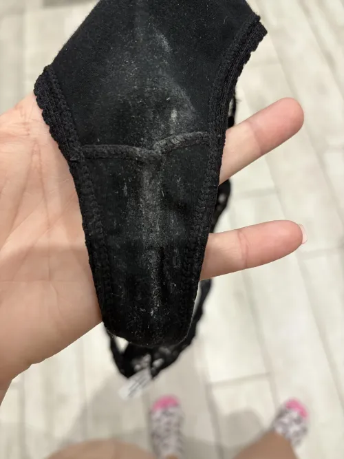 [selling] have you enjoyed my scent yet?