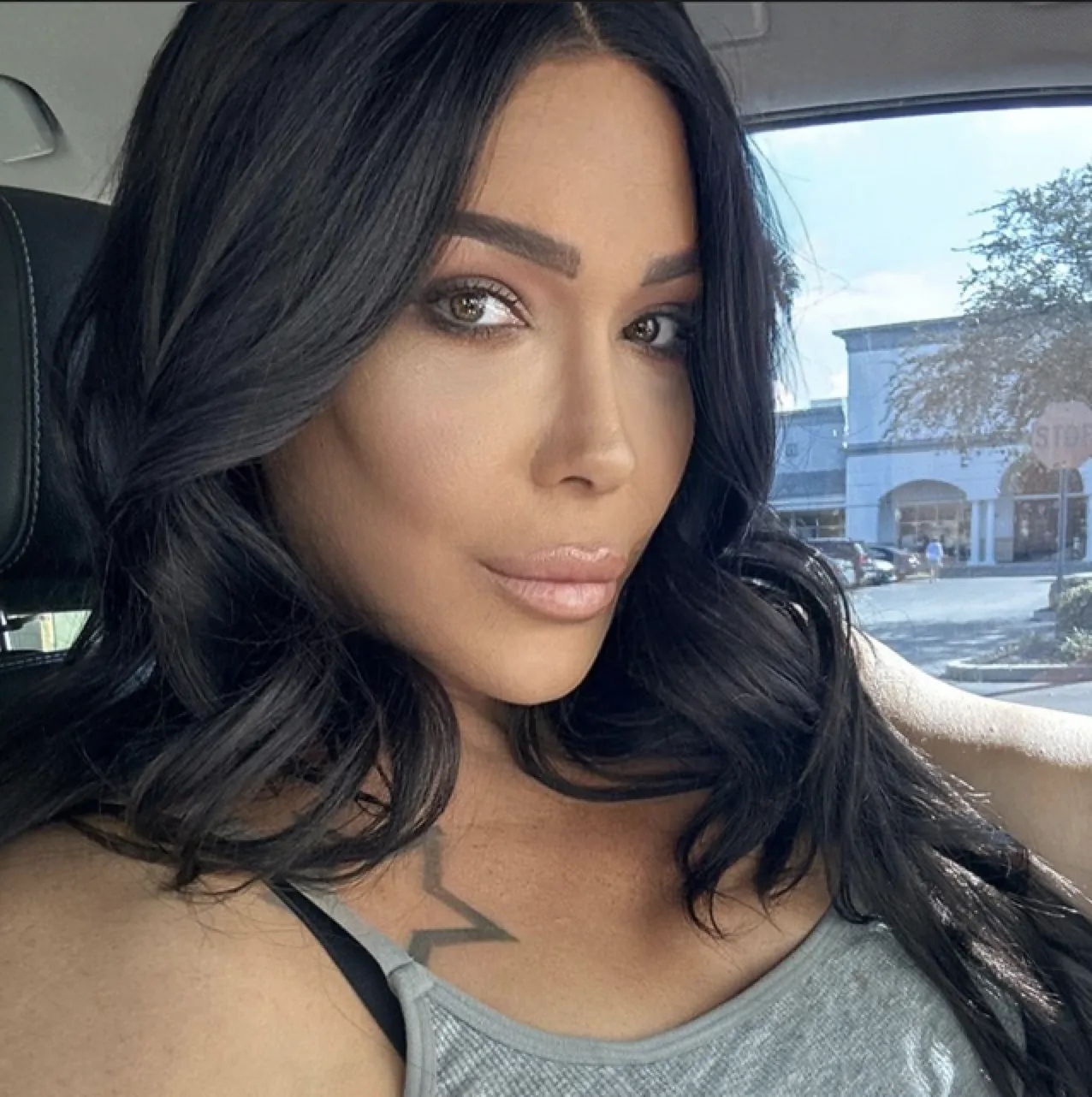 Would you suck my cock on the first date or wait 5 minutes?