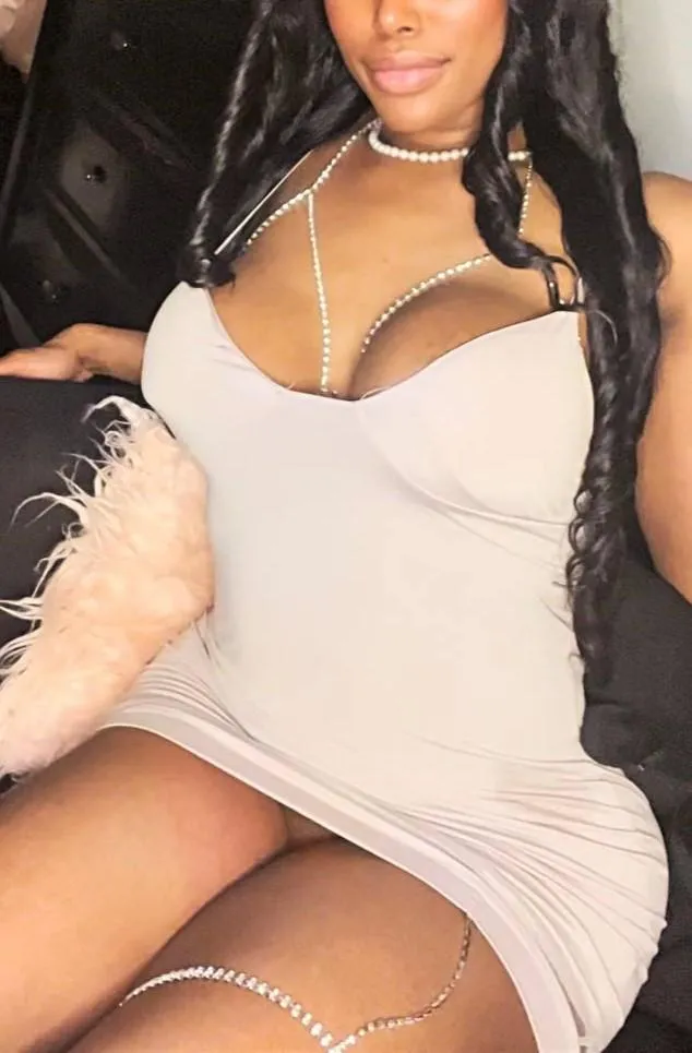 Write 1 if you would fuck me, 2 if you want me to fuck you. every answer get a dick pics