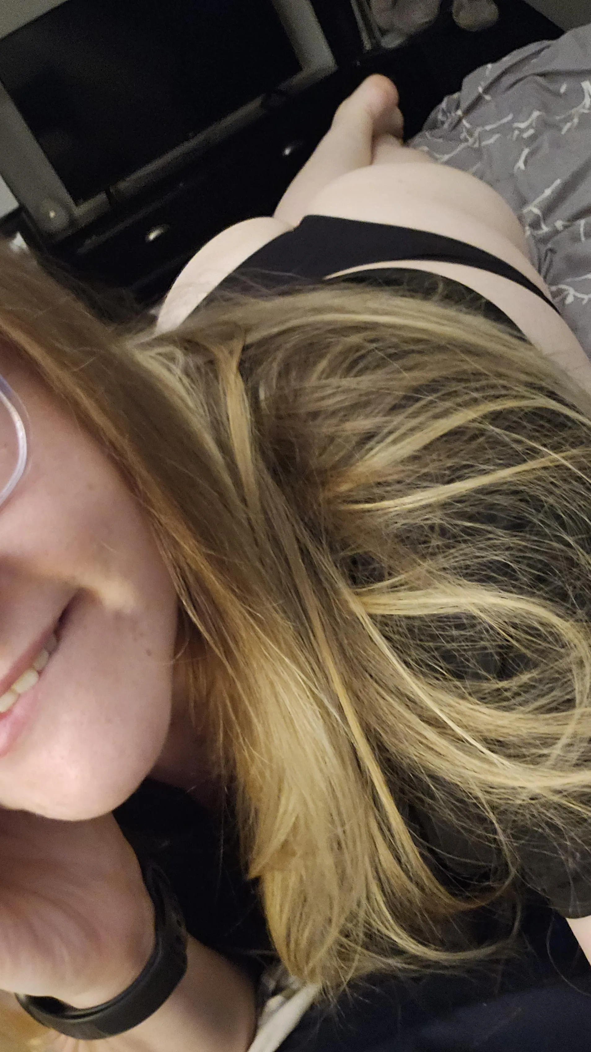 Cheeky Friday 🤭🍑