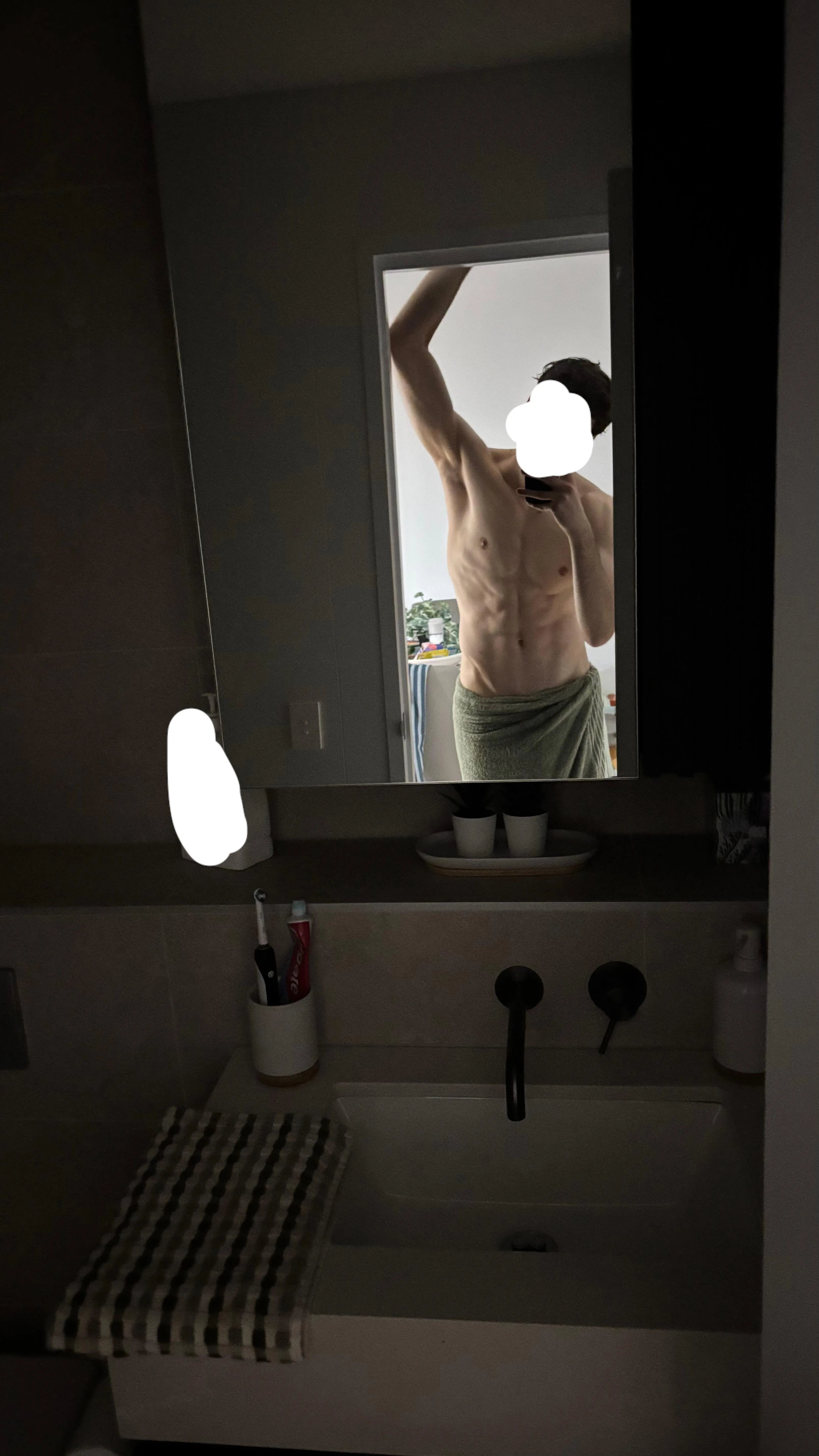 [21] decent lighting…