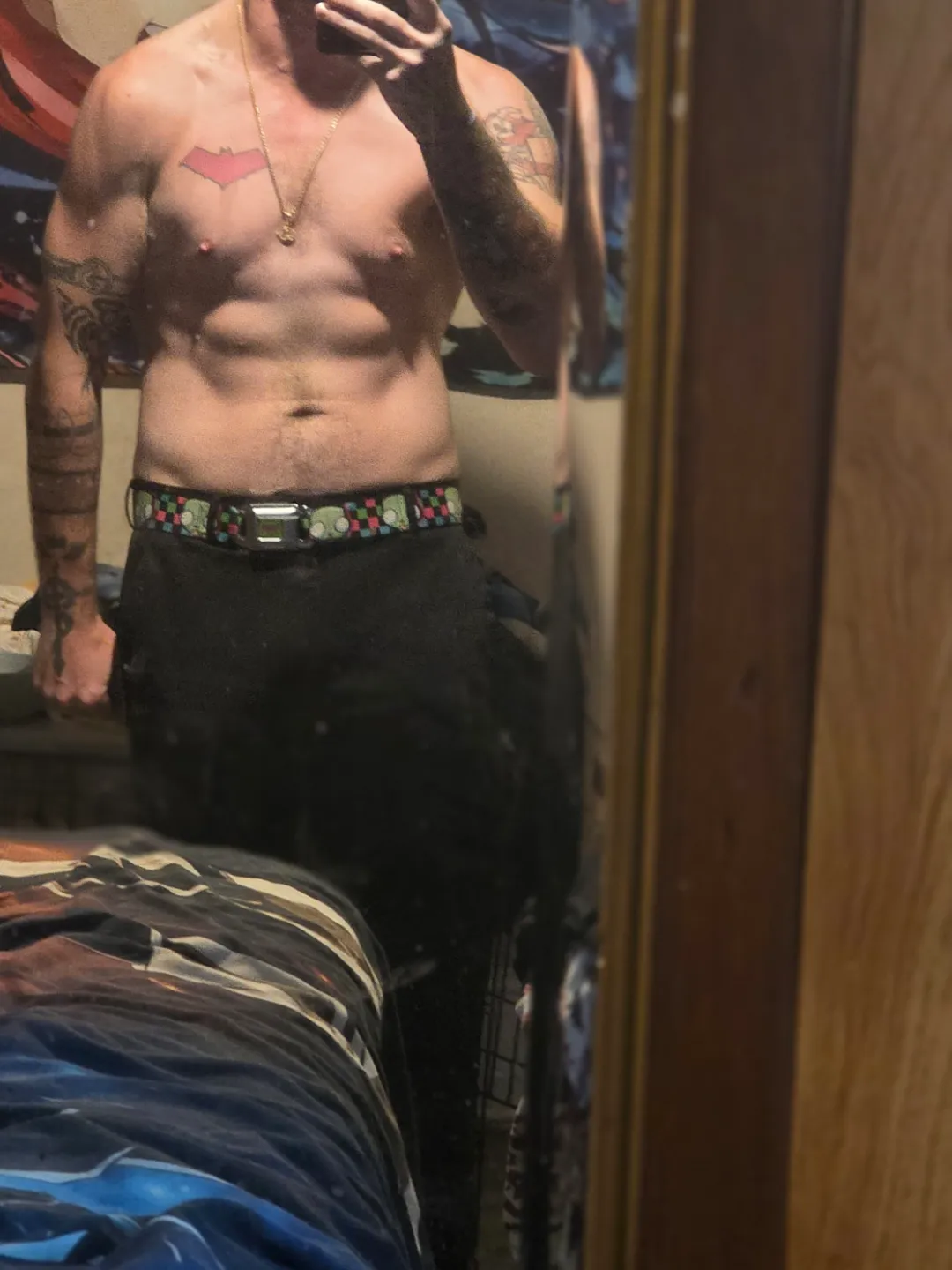 30 [m4fm] irish stud in reading looking to join couple