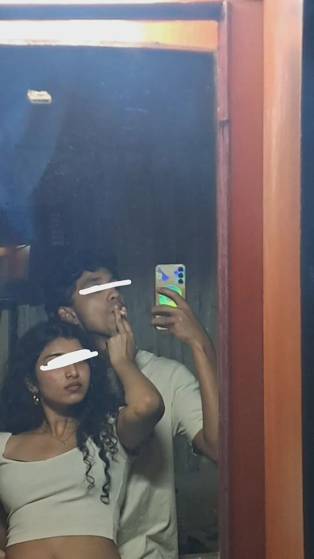 Couple from bangalore we looking for bi F to join us,I'm bi as well f4f also and also fullfill my cuckquean fantasy! HMU we can show u us he's 6ft athletic gym guy lean:)