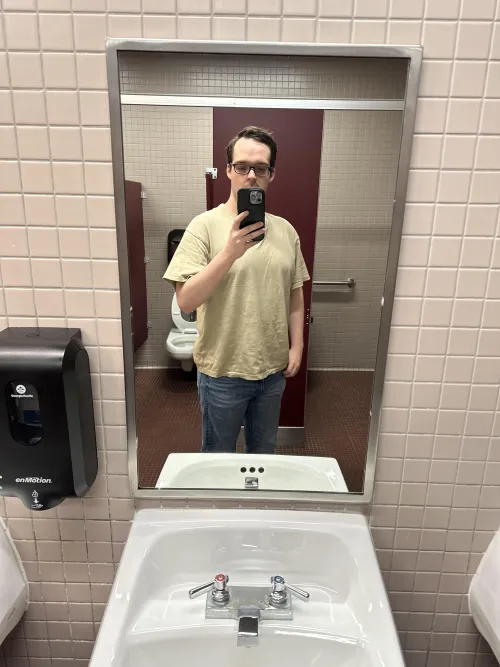 25 [M4F] #texas dominate male seeks submissive female.