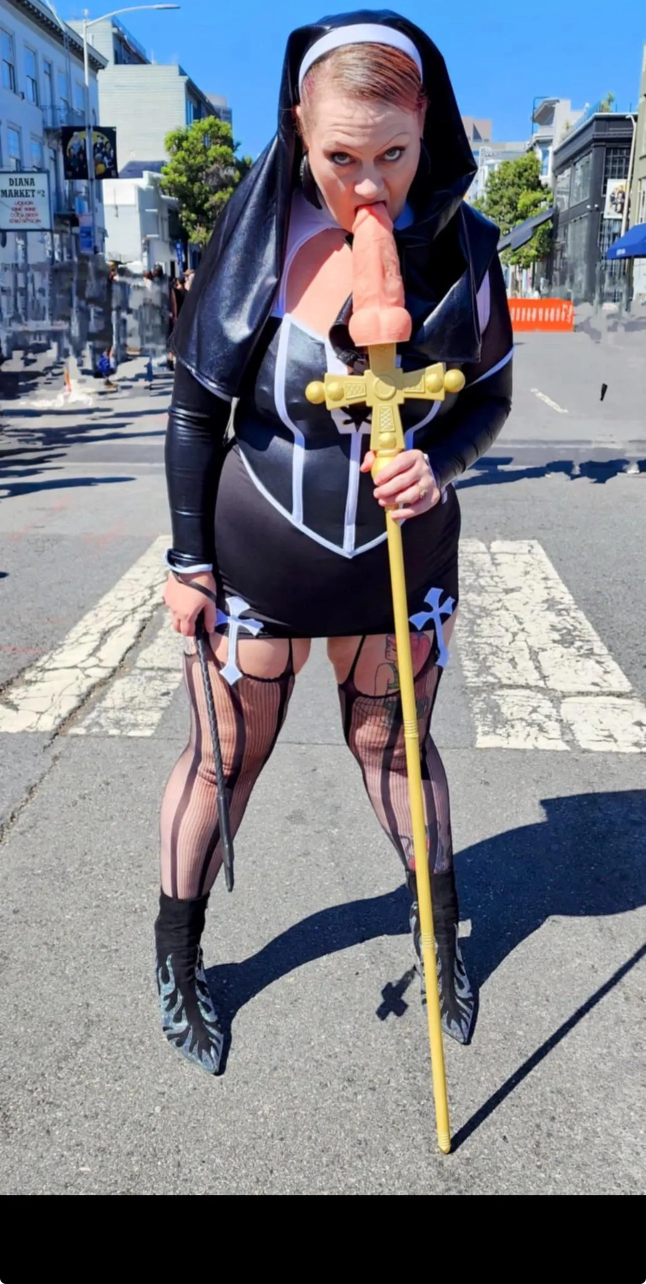 Some nuns do you work  in the public sector