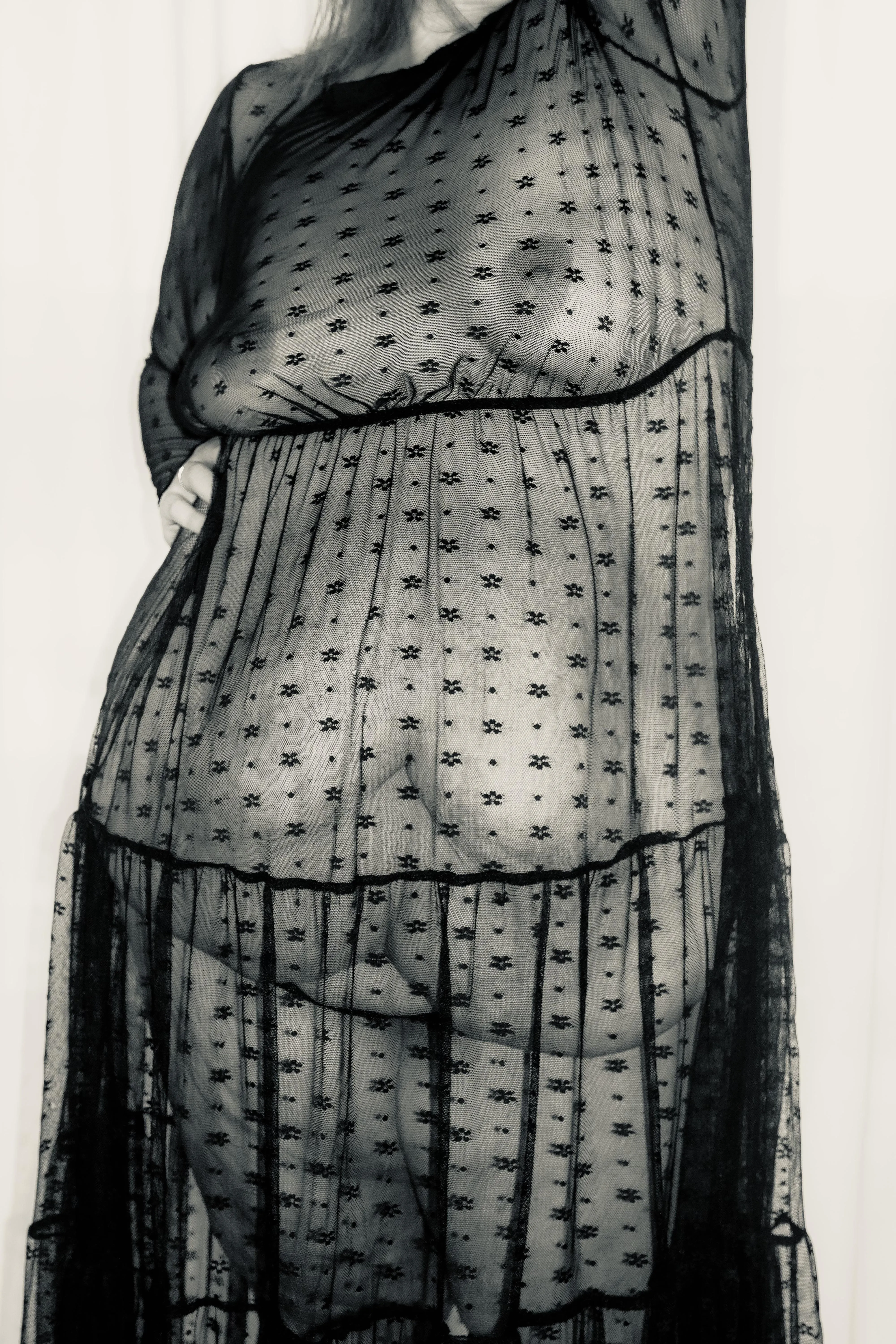 Help me hold my belly