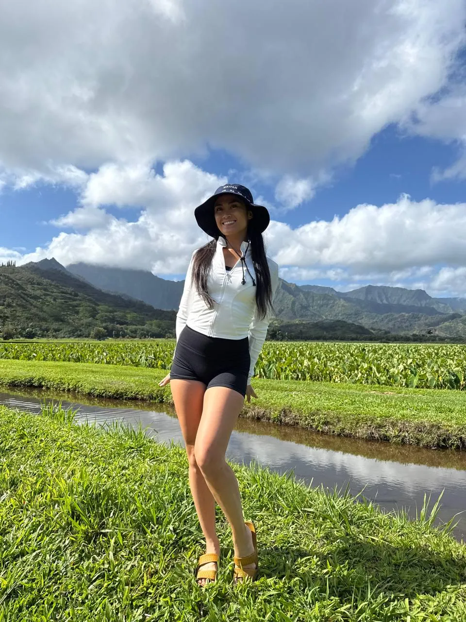 What if I tugged your tie and bit your lip? 👔💋