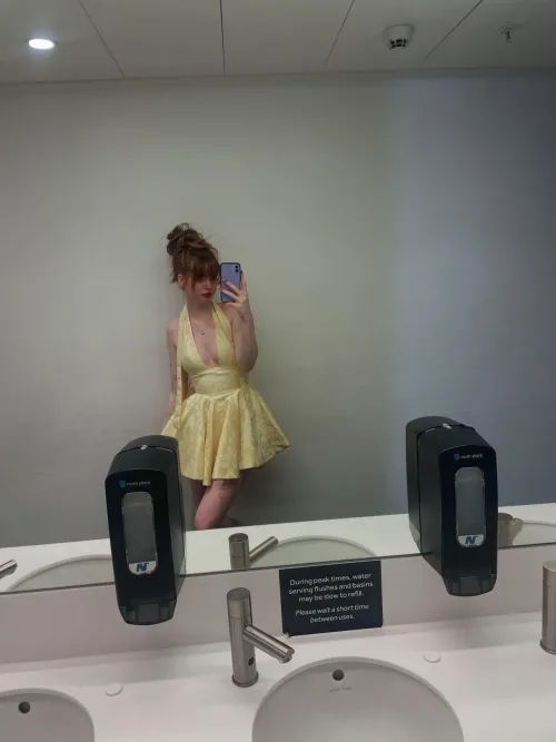 I need a hand getting this dress off, can you help?