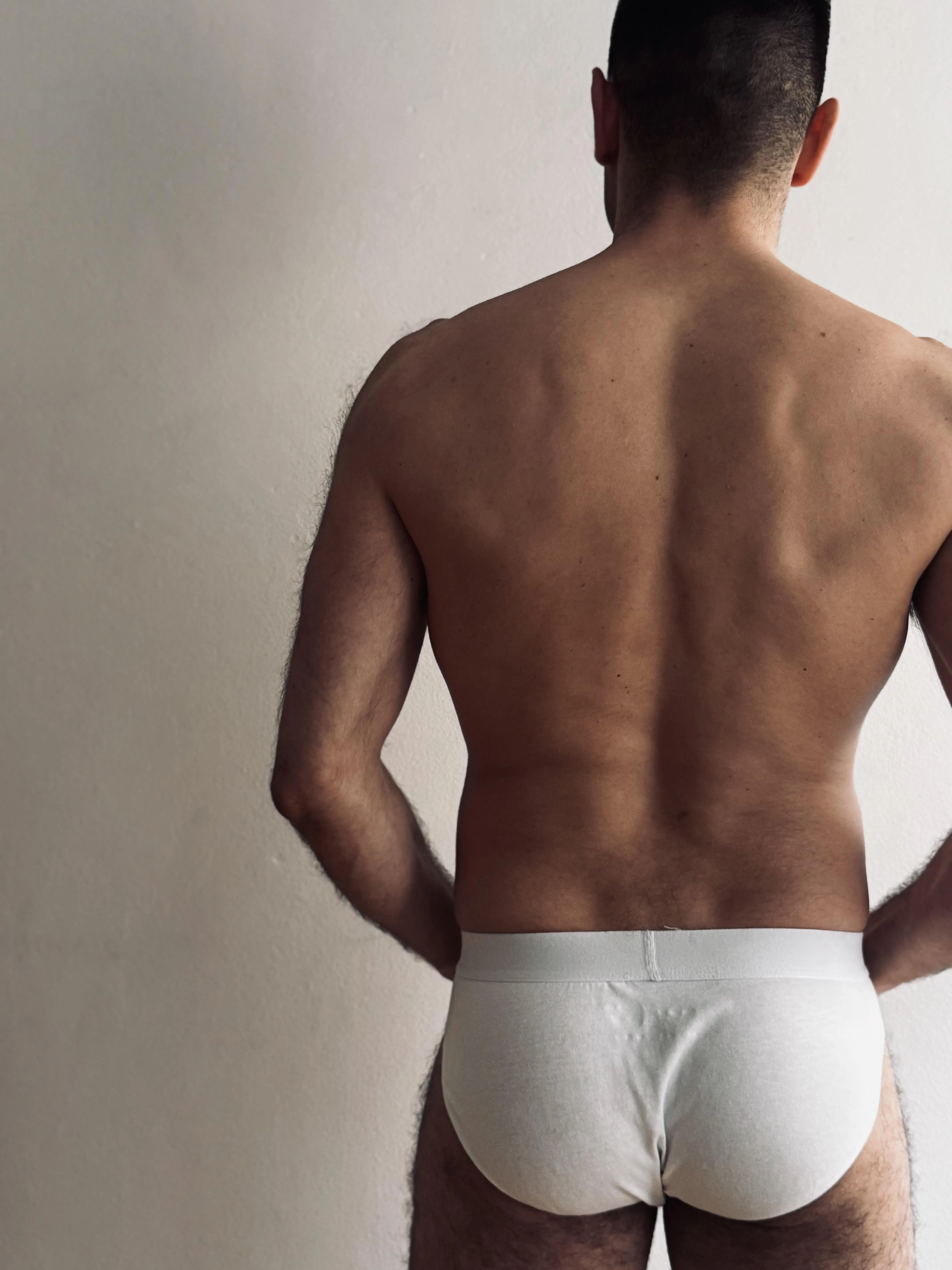 Who else like white undies?