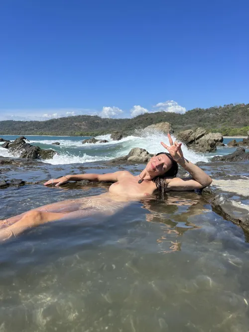 Found a beautiful tide pool in Costa Rica