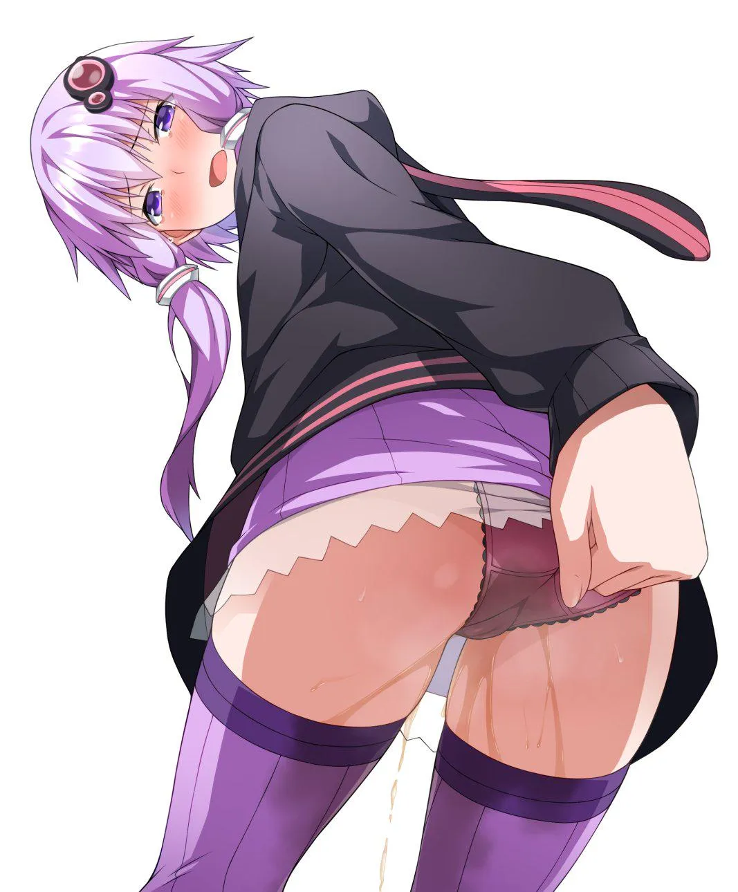 Yukari Yuzuki peeing herself