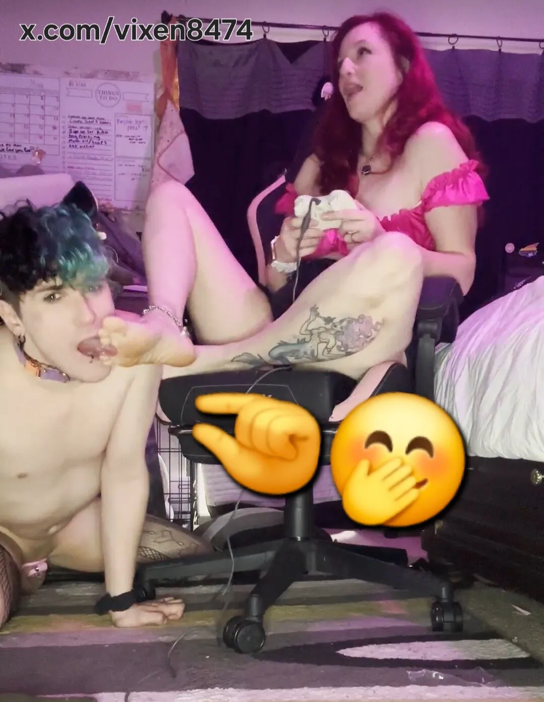 A sissy cuck and a horny NEET gamer girl during locktober 😈🥵