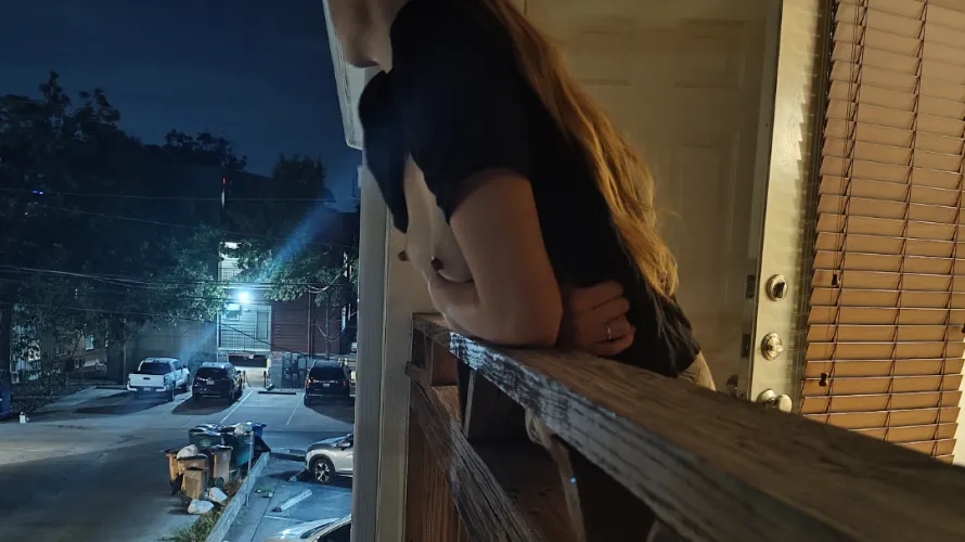 Anyone passing by...?