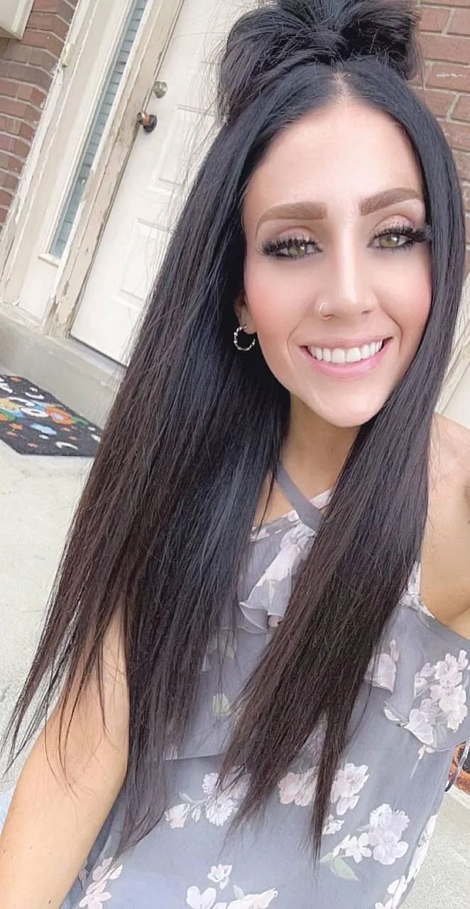 Is 30 too old, or would you fuck this milf?