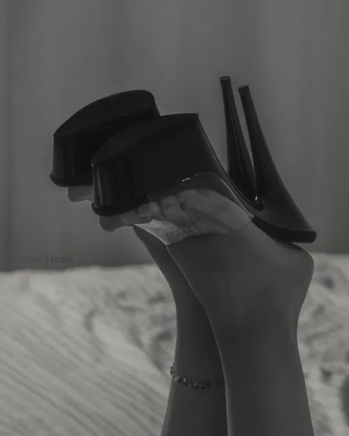 My classic mules for a classic style 😇😘