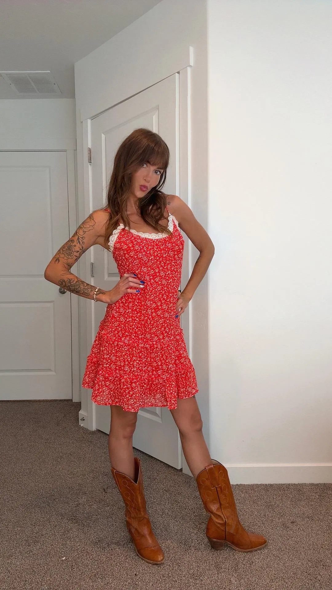 Sending nudes to the first 77 lucky guys who just say Yes here now! ;)