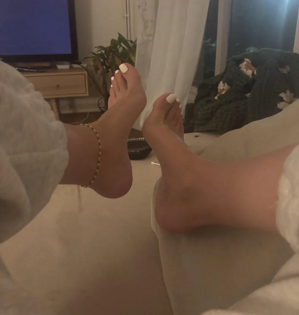 Whose feet (celebrity or fictional character) made you notice them for the first time?