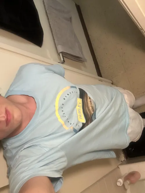 M20, 6’6, and a cock that will embarrass yours