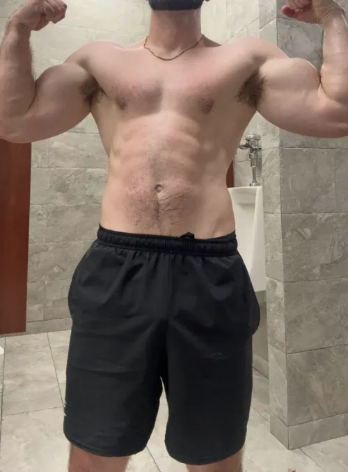 My biceps and pits are enough to have you relap$e for me