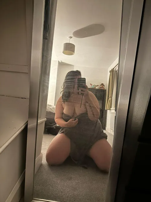 31 Curvy, can someone hit the spot??