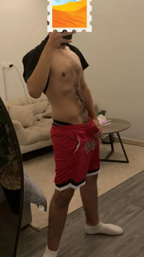 For riyadh bottoms 🫦