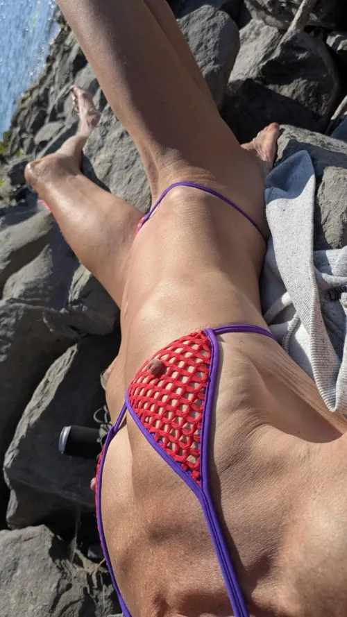 (oc) 🎶Sing it with me... Put your right thumb in, & pull it up & out. Grab a nip with your left fingers, & twist it all about. Do the hokey pokey & spray me with your spout.😆