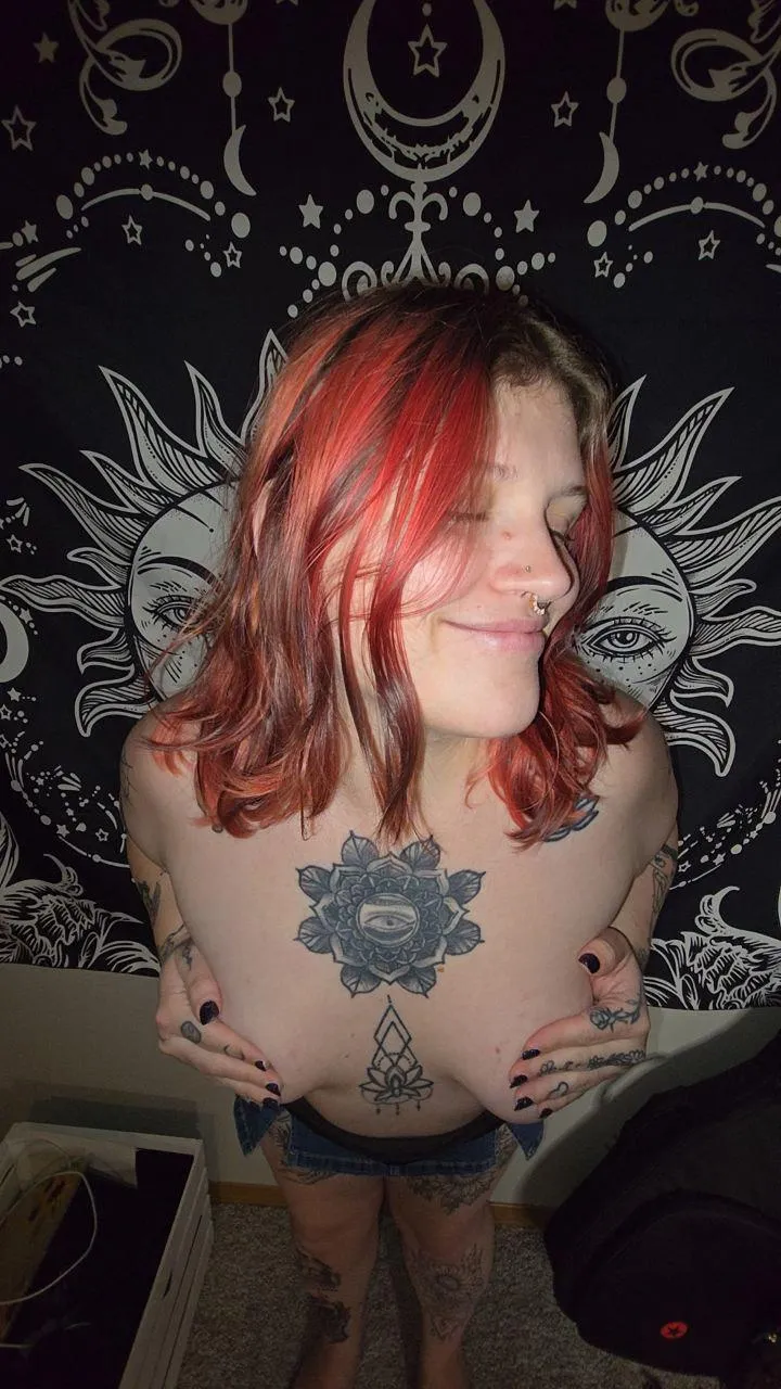 You got some cei from me I'd love to give to that tiny cock