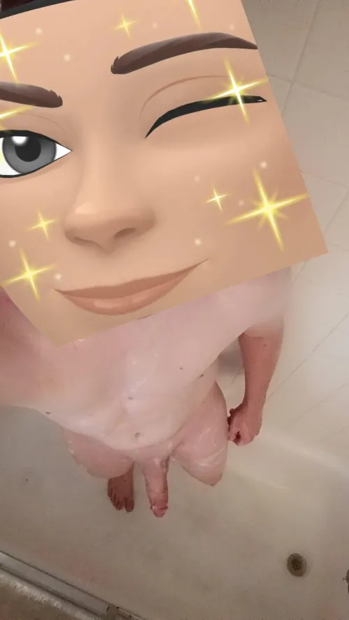 I'm looking to have some fun girls only