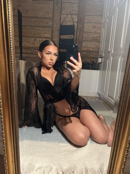 Vem vill se mig naken ? 🥰