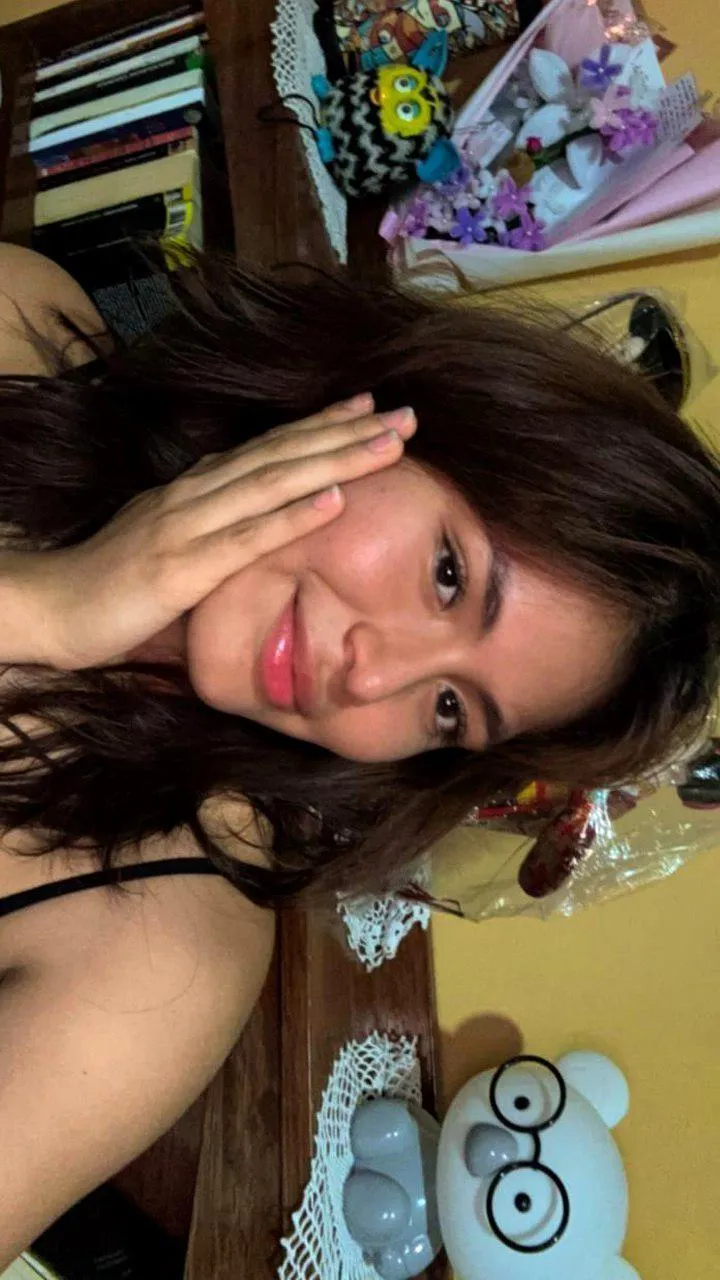 I can either spit it or swallow; whatever sir says, I just follow (yes)