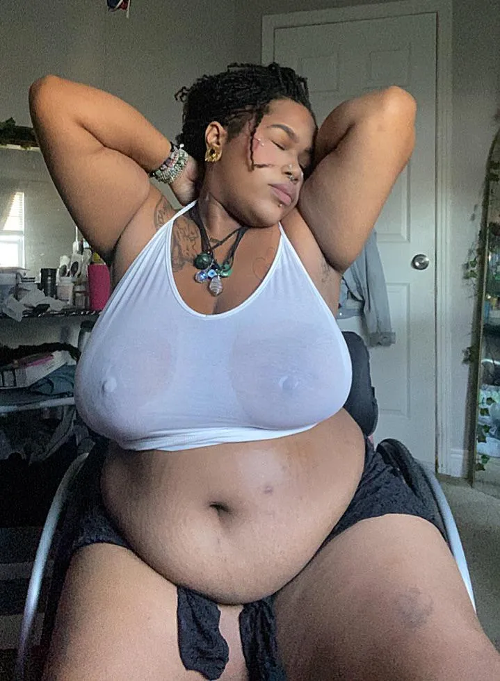 Big melons and my para belly do you like it🤭 (sci 25)