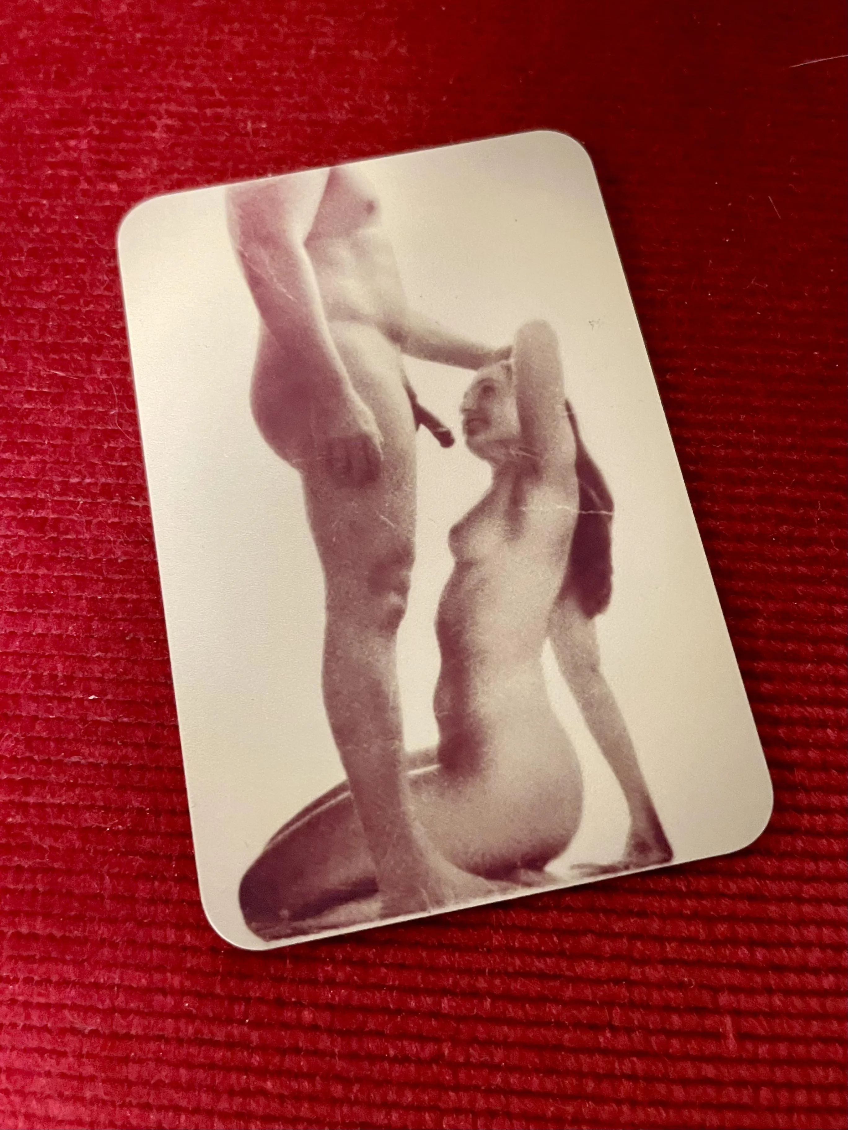 Unknown - I just found it antique shopping. Score! 😍