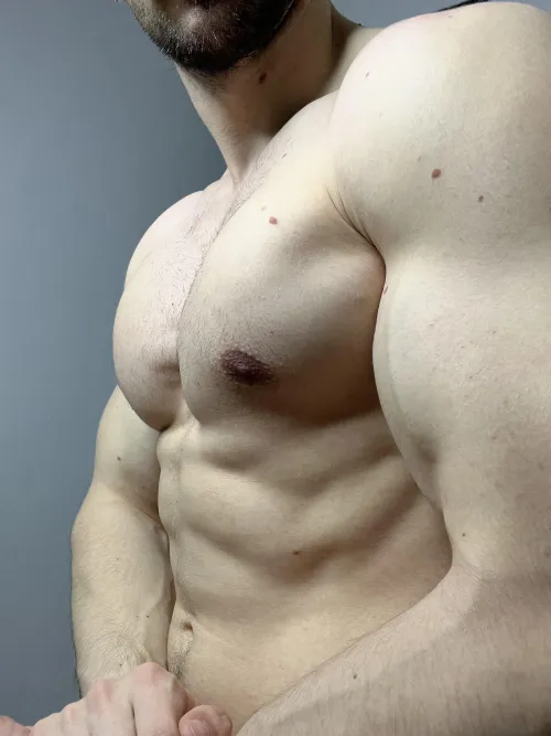 Worship my muscle nips