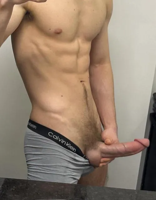 [34] Ready for the night!!