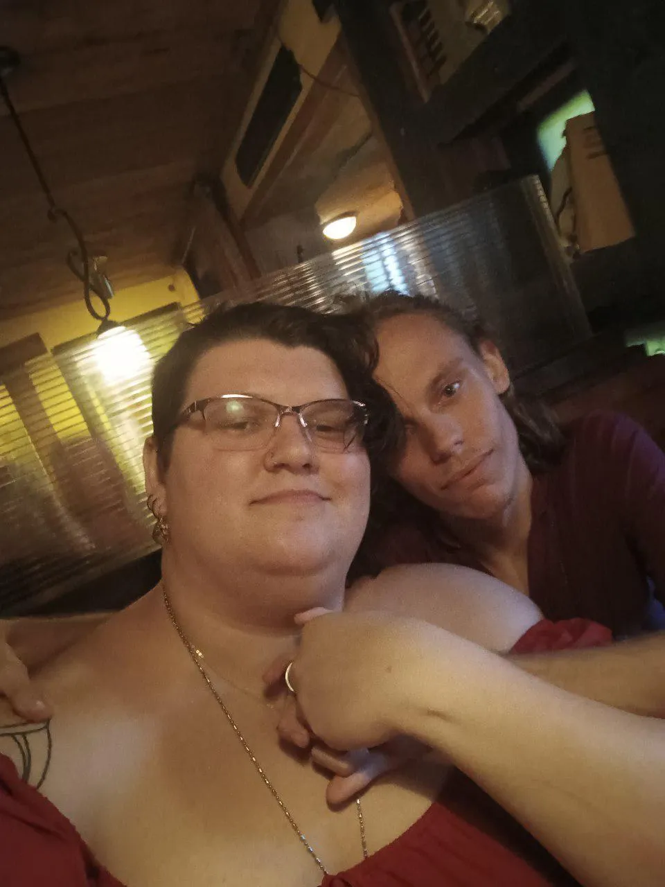 [MTFMTF]4[A] 24, 30 - Pompano Beach - Poly couple looking for something long term