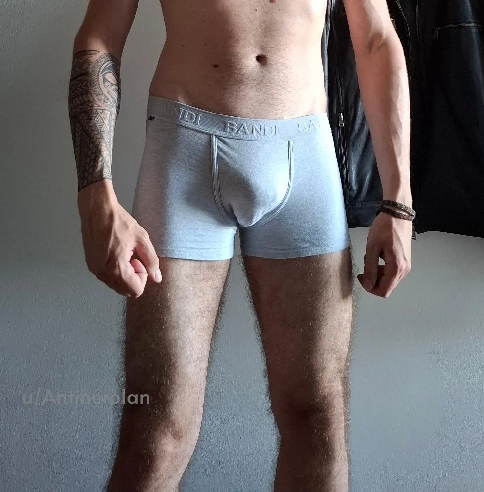 Working hard on these thighs