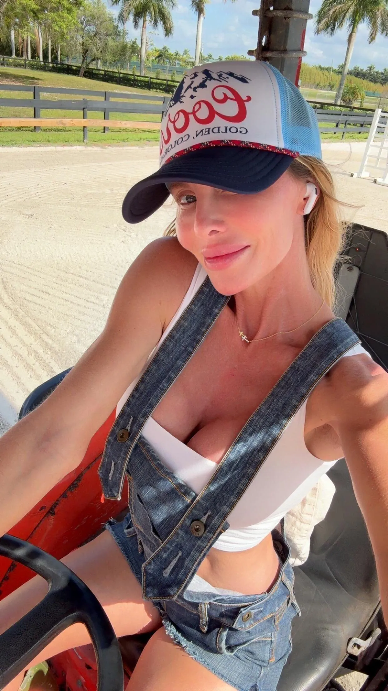 I love to play on the tractor