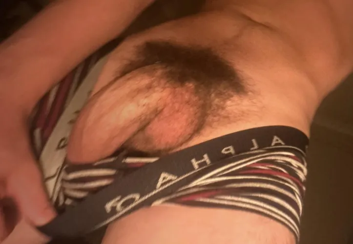 19 chill dudes @ archiedwilson HMU down for bate buddies, jerk bros, goon, compare