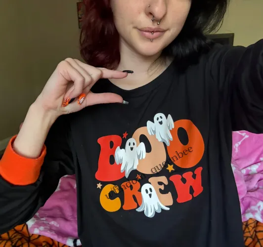 heheh.. was i supposed to be turned on by that? all it does is make me laugh!