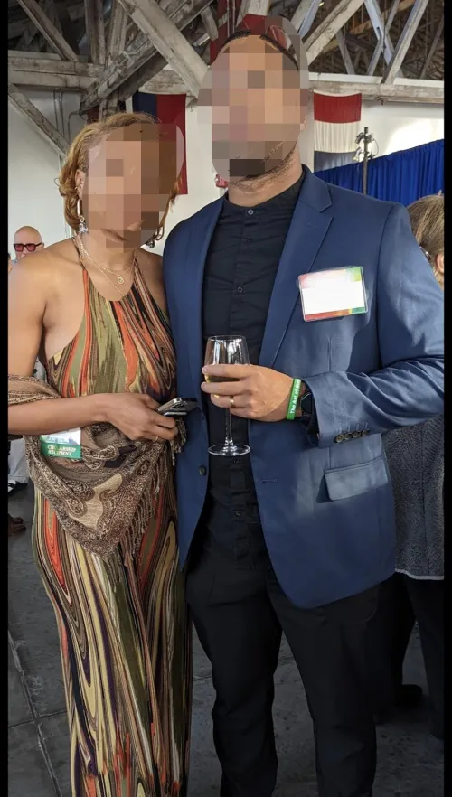 [fm4f] 30 Couple looking for F