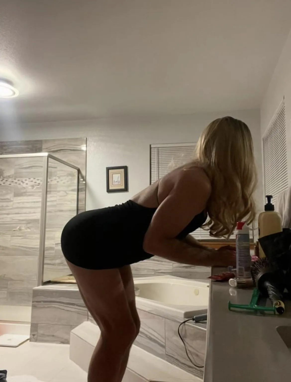 ISO experienced sissy that can do/teach me make up, etc. $Paid$ in Tampa 🥰