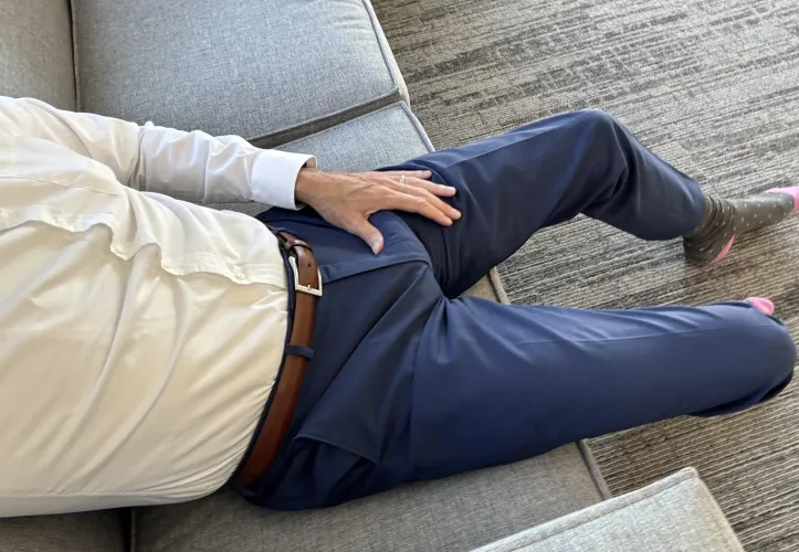 53MWM str8 curious professional & chill looking for same chat&stroke downtown (STL)