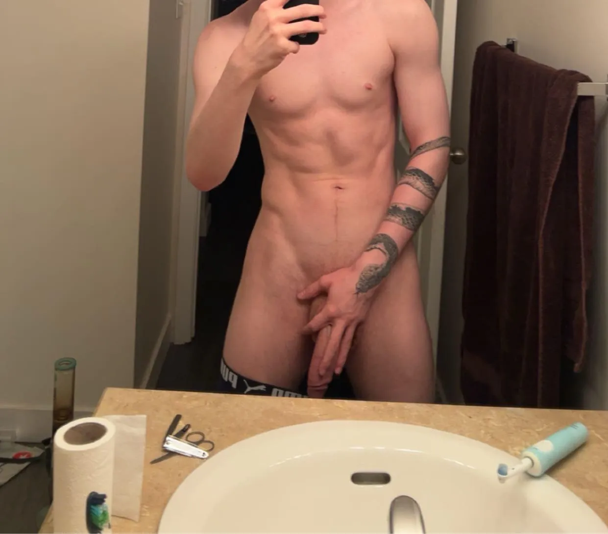 If you like what you see I’d love your support 🥺