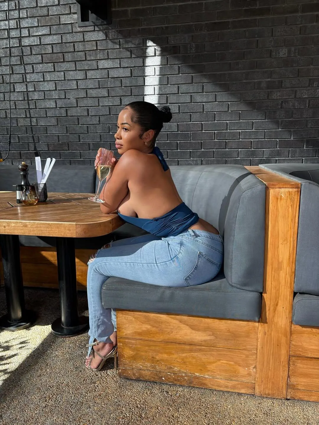 Sideboob... Patiently waiting