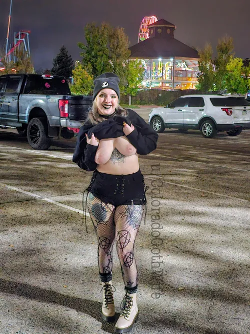 Had to show off my goth tits at Fright Fest