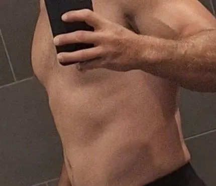 Any ladies want to hang all welcome I'll host out in Santan Valley 40/M