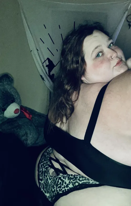 Upvote for a dm 😝😝😝