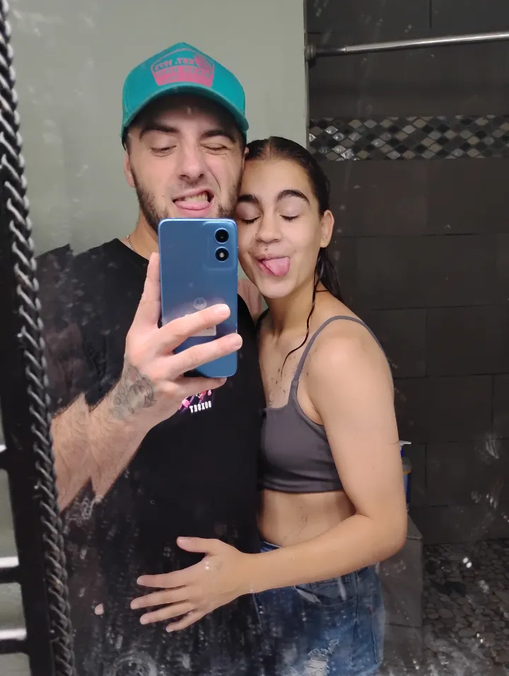 Couple visiting from West Coast. f20 m30.