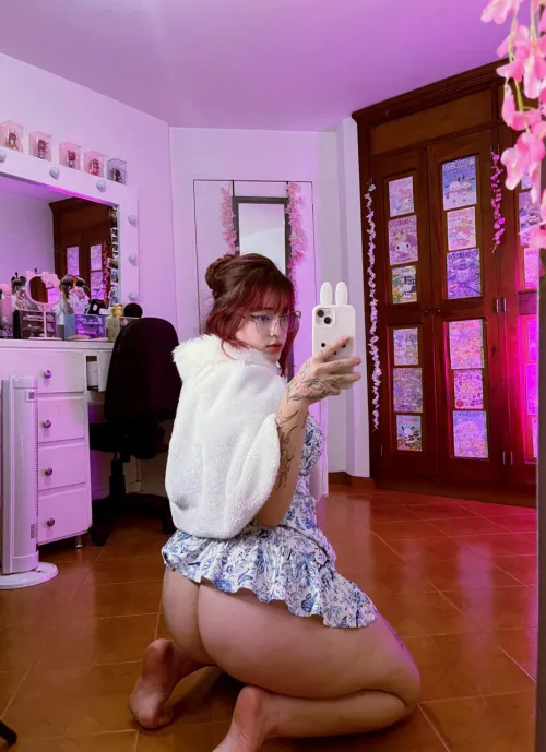 I love to show my pawg ass off